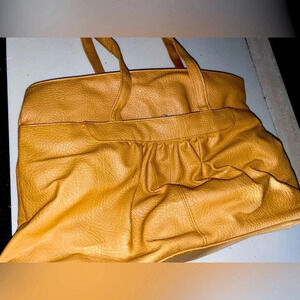 Vintage leather handbag​​